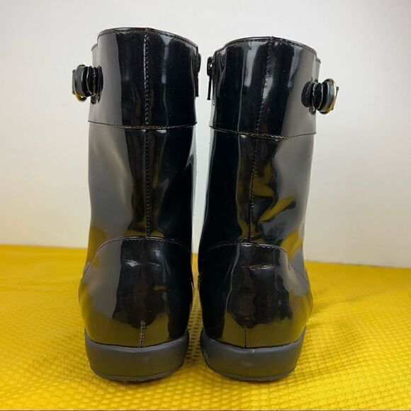 Cole Haan x Nike Air Carmela Low Black Glossy Rain Boots 5 - Picture 3 of 9